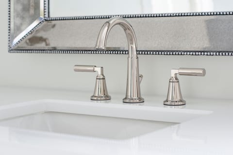 Wilson Pike - Landscape view 2