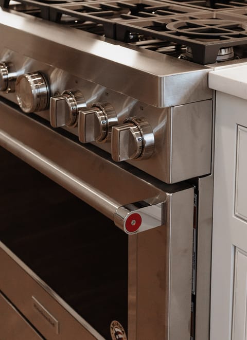 Eton Court - Gallery image 1