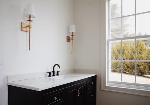 Eton Court - Gallery image 1