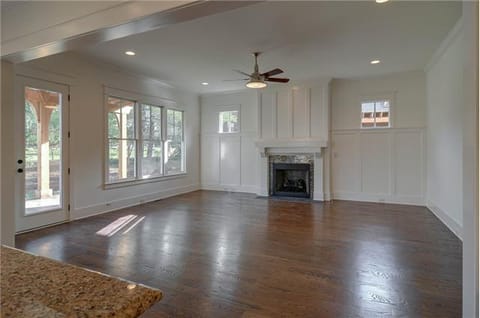 Lone Oak - Gallery image 3