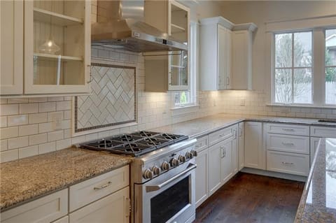 Lone Oak - Gallery image 3