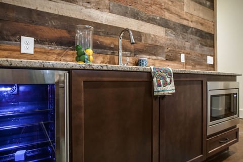 South 15th - Gallery image 4