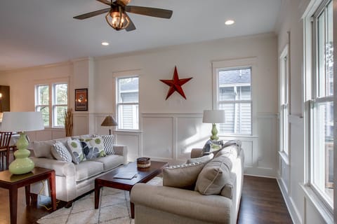 South 15th - Gallery image 1