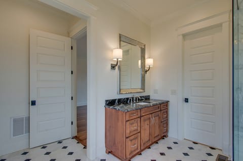 Trinity 3 - Gallery image 1