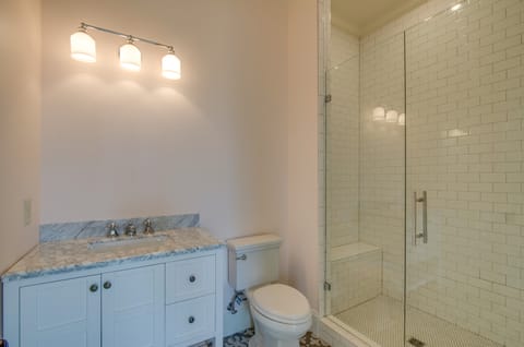 Trinity 3 - Gallery image 1