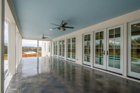 Trinity 3 - Gallery image 2