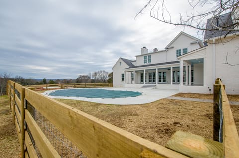 Trinity 3 - Gallery image 2