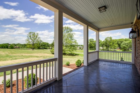 Trinity 2 - Gallery image 1