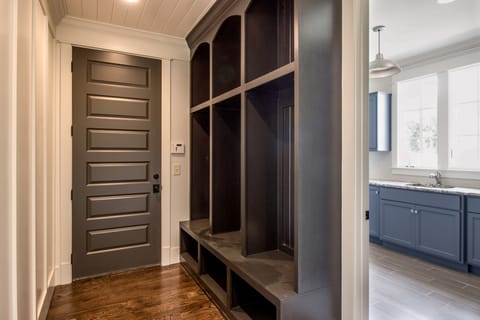 Trinity 2 - Gallery image 1