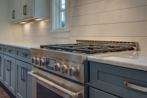 Calvin Ave - Landscape view 2