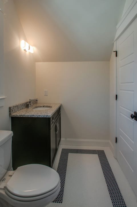 Calvin Ave - Portrait view