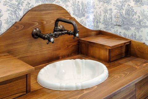 Trinity 1 - Gallery image 1